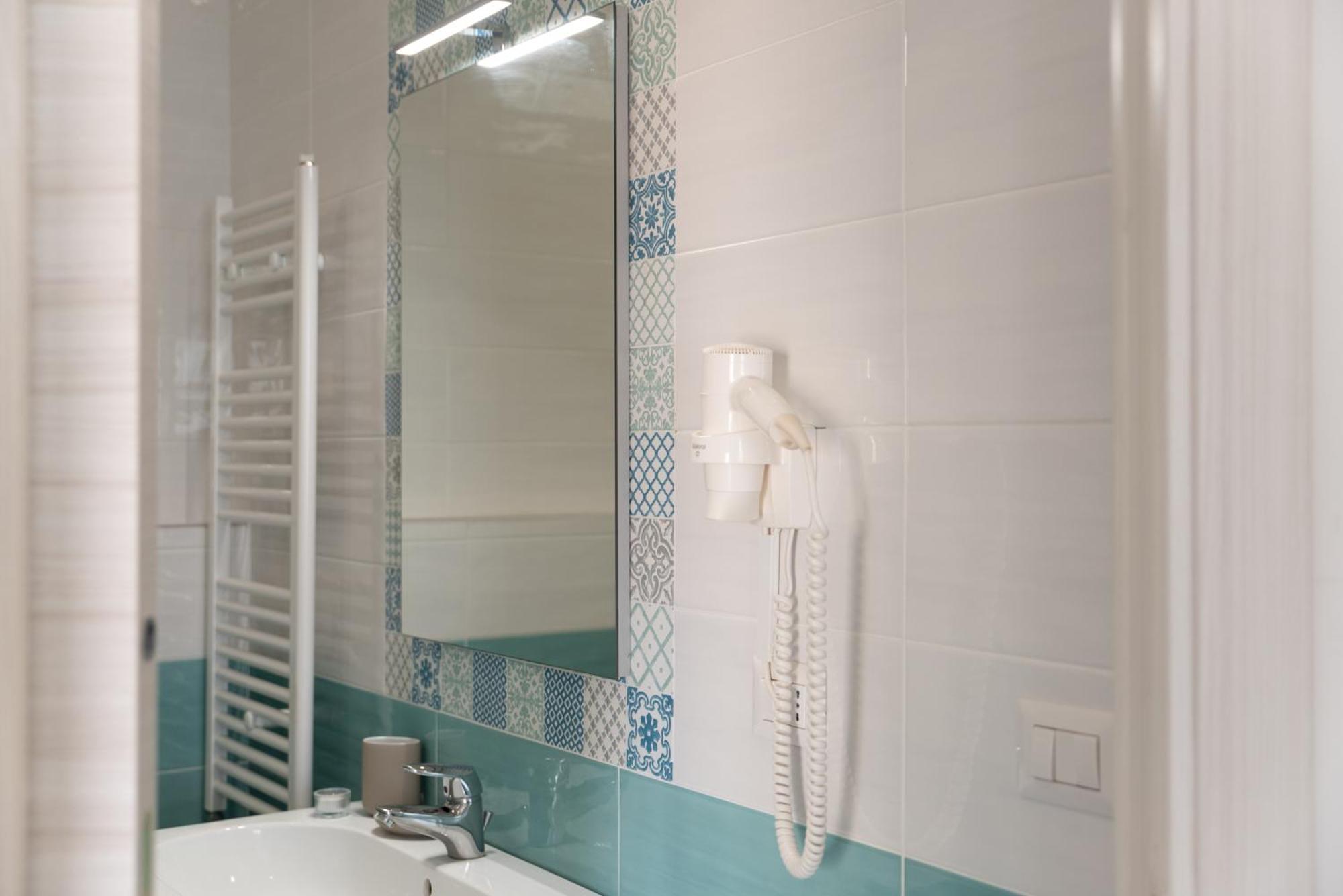 نابولي B&B Monteleone ,12 المظهر الخارجي الصورة